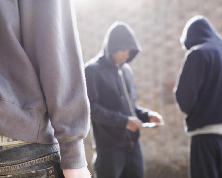 Заловиха петима тийнейджъри, нападнали в гръб и ограбили жени в Пловдив