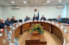 oblastniiat-upravitel-plovdiv-mnogo-275.jpg