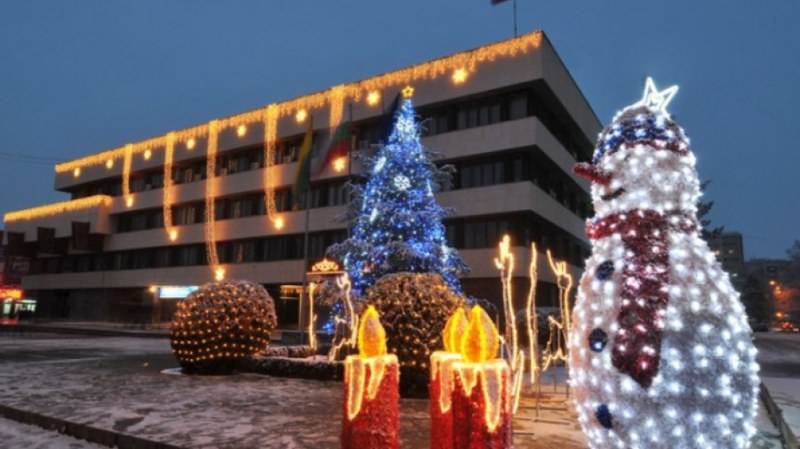 Благотворителност, концерти и празнично настроение през декември в Асеновград
