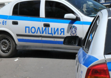 Възрастен шофьор отне предимство и причини катастрофа в Пловдив, има пострадал