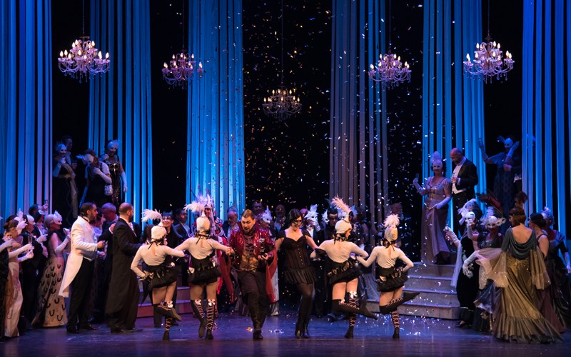 Пловдивската опера изпраща 2023 със спектакъла “Прилепът“