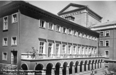 na-tozi-den-plovdiv-e-sazdaden-parviiat-534.jpg