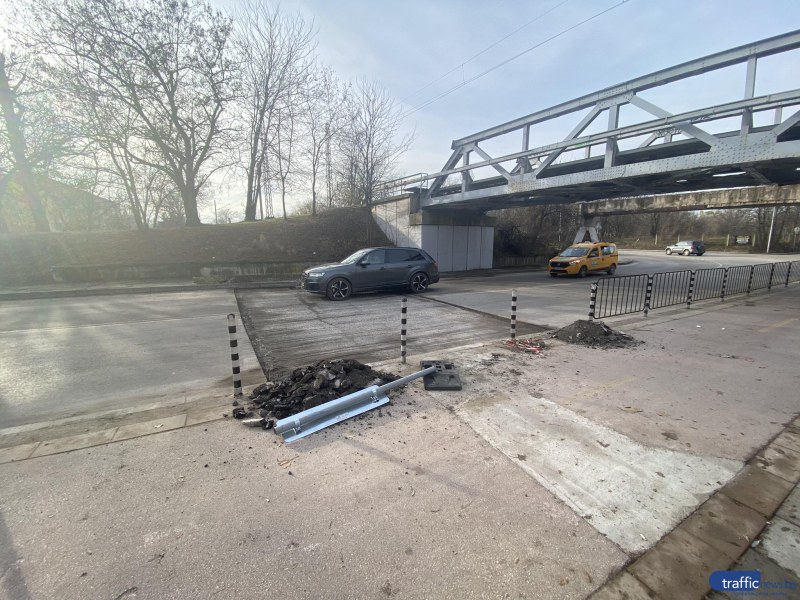 Разкопаният новоасфалтиран булевард „Марица – Юг” създаде пречки за шофьорите
