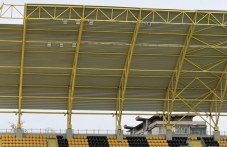 montirat-osvetlenieto-severnata-tribuna-600.jpg