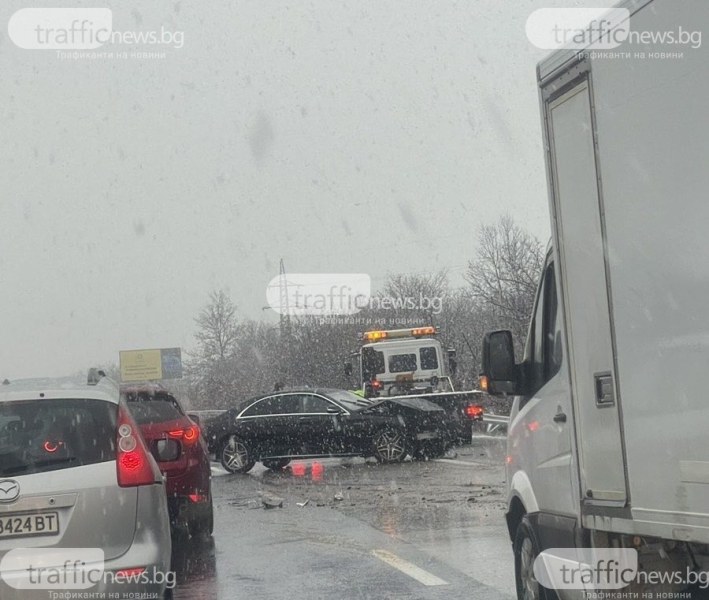 Пловдивски Мерцедес създаде километрично задръстване на АМ “Тракия“