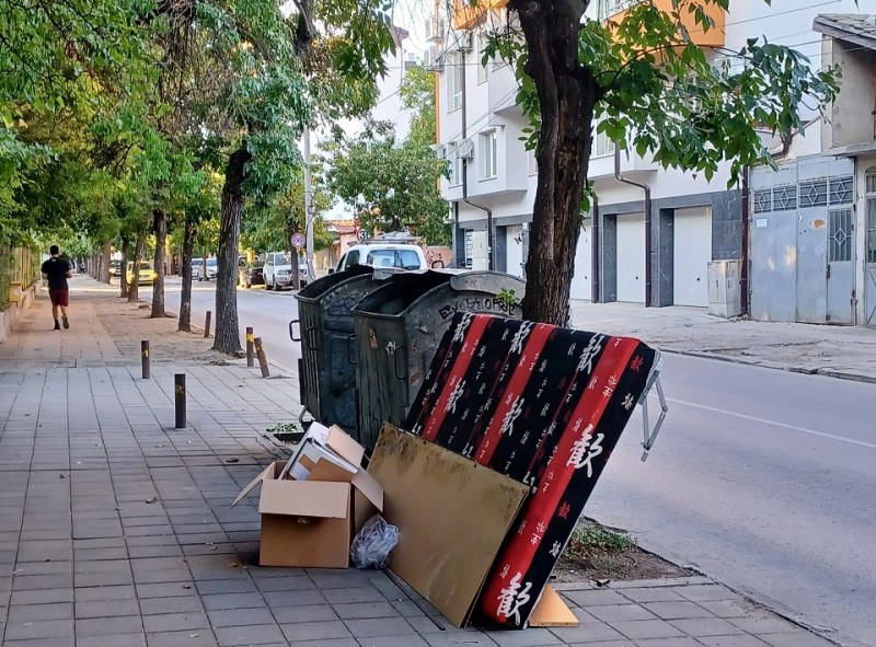 И в почивните дни „Чистота“ ще събира едрогабаритни отпадъци по кварталите