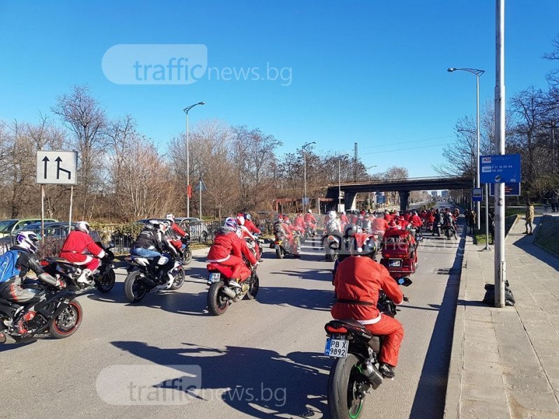 Мотошествието на рокерите в Пловдив започна
