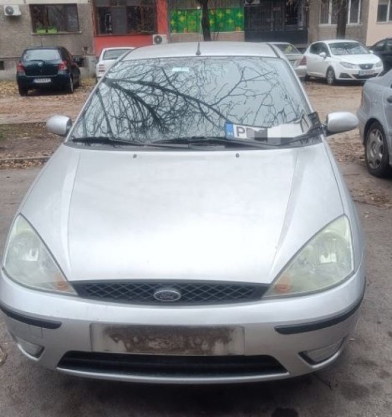 Война за паркоместа в Пловдив, вандал свали и изхвърли номер за кола на пловдивчанка