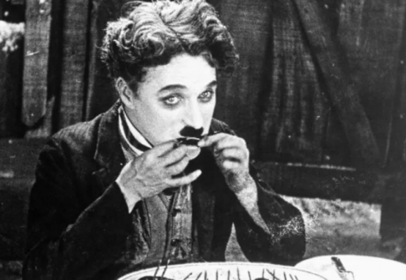 46 години без великия Чарли Чаплин