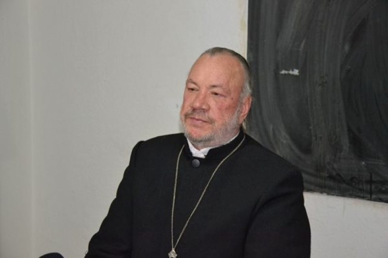 Отиде си и отец Боян Саръев
