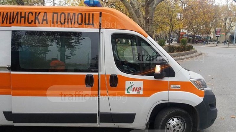 Пешеходка е в болница след пътен инцидент в Пловдив