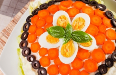 strahotna-solena-torta-palachinki-926.png