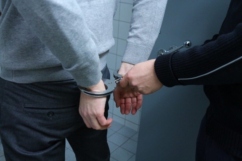 Задържаха 18-годишен ученик с наркотици във Варна