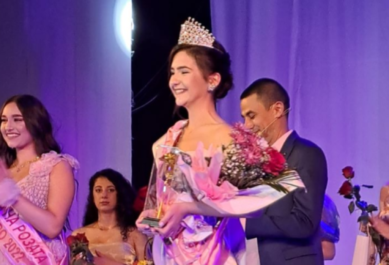 Търсят красиви девойки за тазгодишния конкурс “Царица на розата“ в Карлово