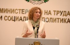 ministar-shalapatova-obezobrazenoto-663.jpg