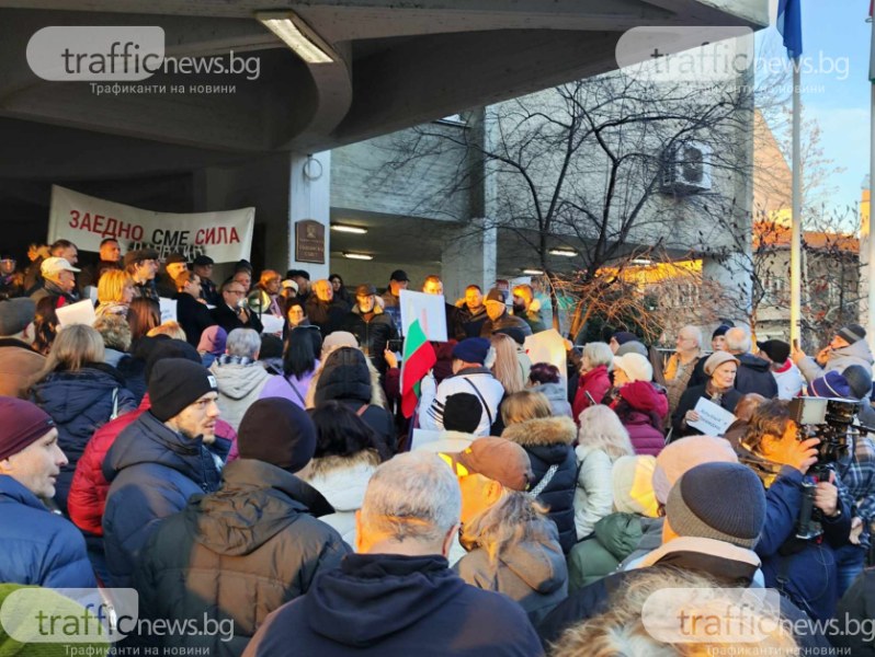 Пловдивчани се събраха през Общинския съвет да защитават Альоша