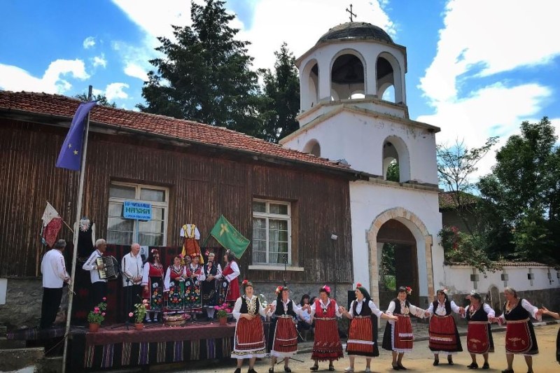 Карловското село Пролом кани на Трифон Зарезан, ще има и конкурс за домашно вино