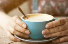 zashto-e-polezno-da-se-pie-kafe-mliako-022.png