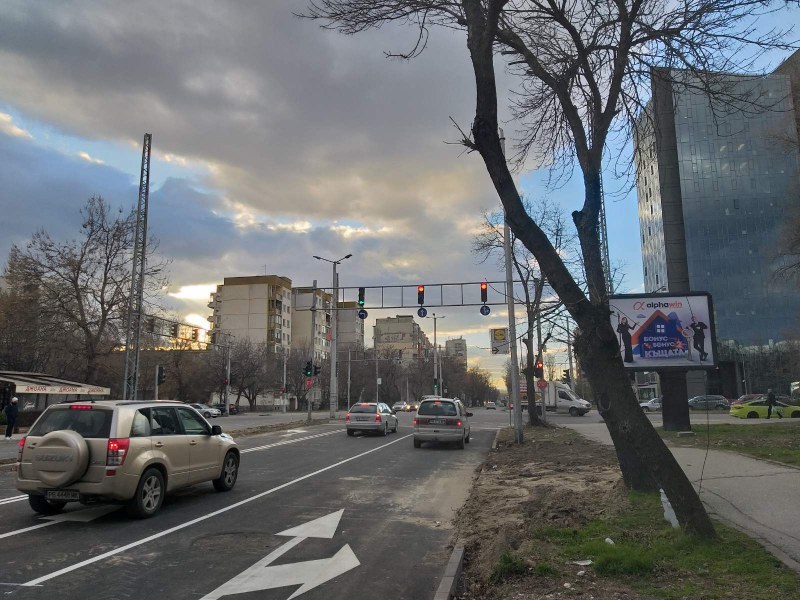 Пуснаха движението по част от бул. “Дунав“