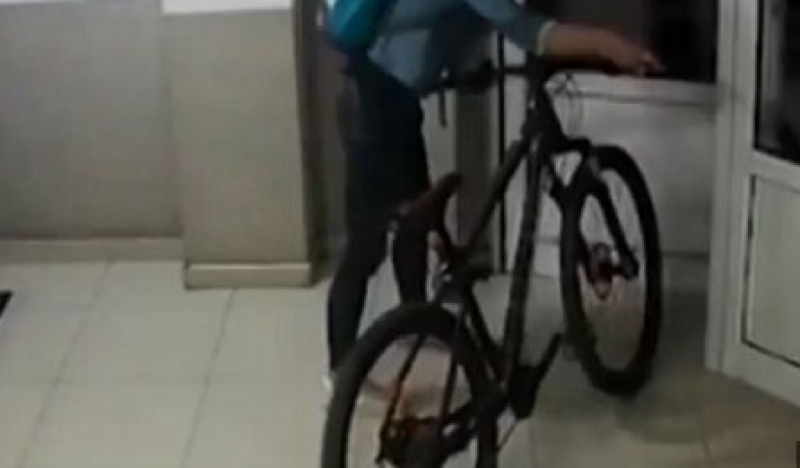 Мъж задигна чужди велосипеди в Тракия, но го хванаха