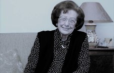 5-fevruari-razhda-se-i-umira-poetesata-221.jpg