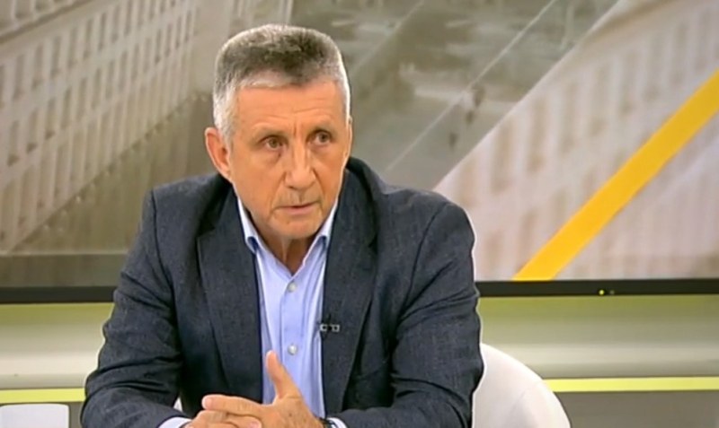 Ген. Кирил Радев: При Нотариуса става дума за разчистване на сметки