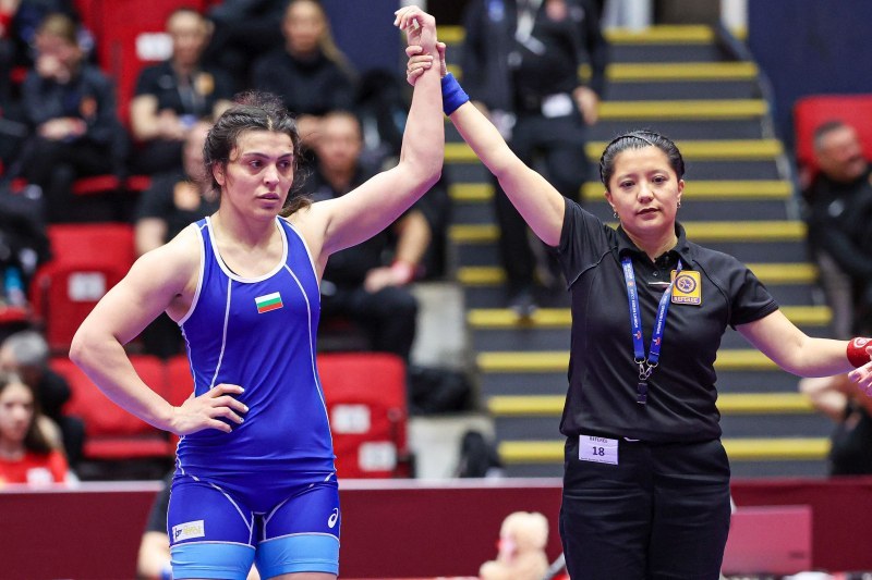 Миглена Селишка и Мими Христова са на полуфиналите на Европейското по борба