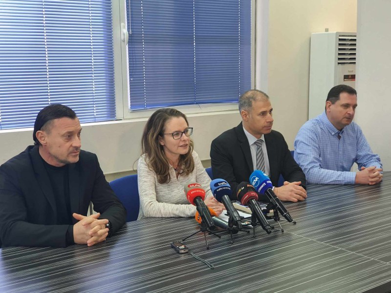 Арестуваха край Пловдив македонец и българин, превозвали над 130 кг марихуана