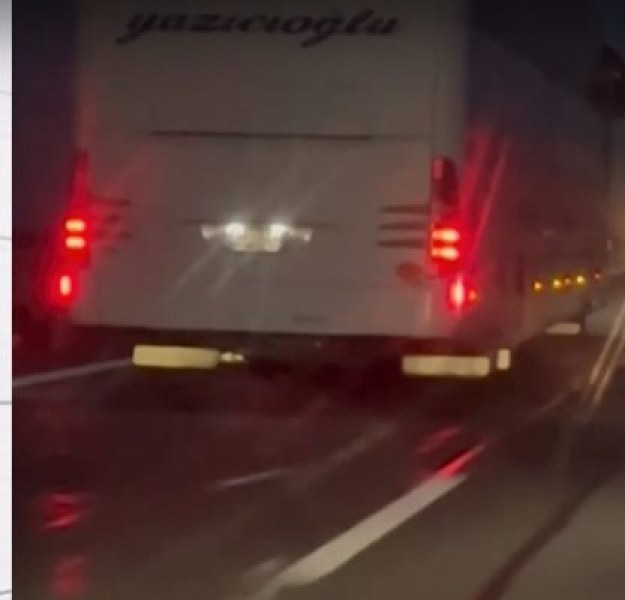 Турски автобус се движи със 130 км/ч по магистрала “Тракия“ край Пловдив