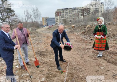 Направиха първа копка на нова улица в Пловдив