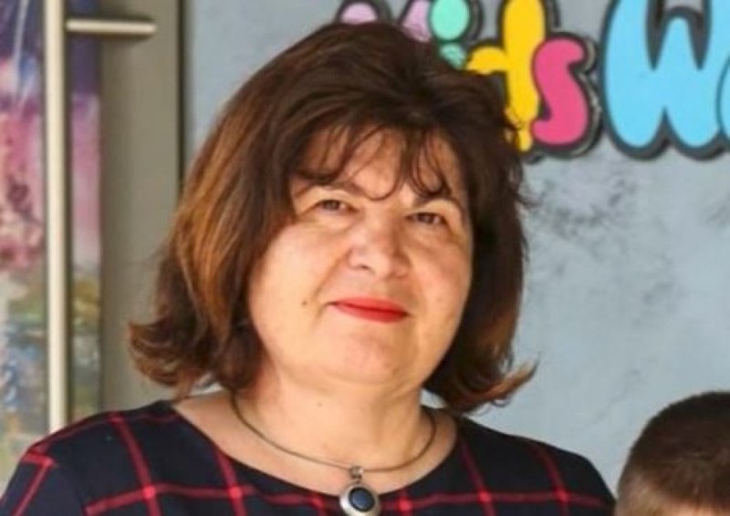 Българска учителка има нужда от помощ за лечение