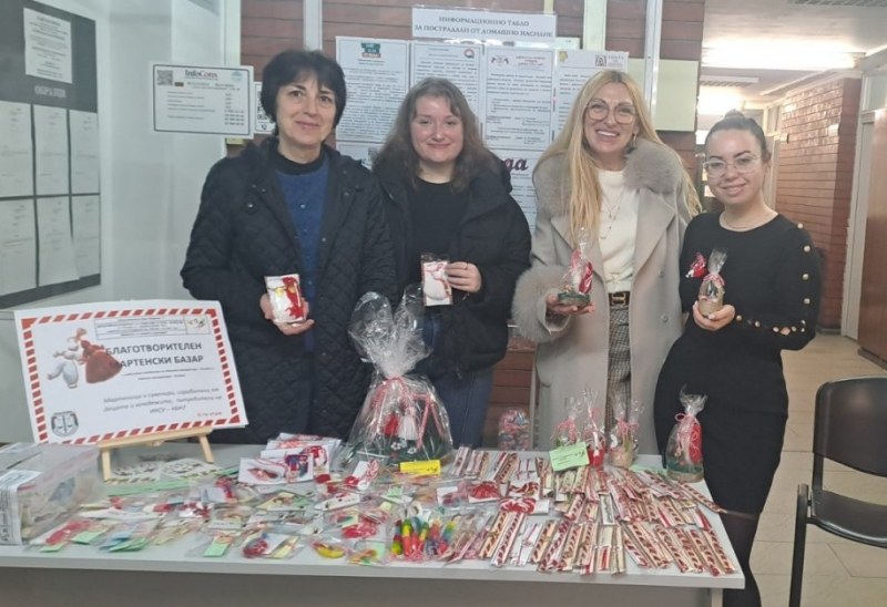 Мартеници на деца и младежи, ползващи социални услуги, разкрасиха и прокуратурата в Пловдив