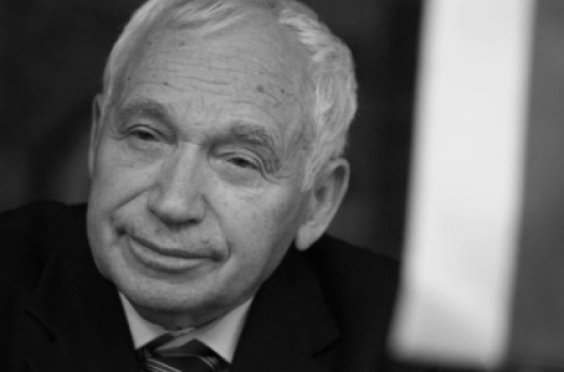 Да почетем паметта на президента Желю Желев, роден на днешната дата