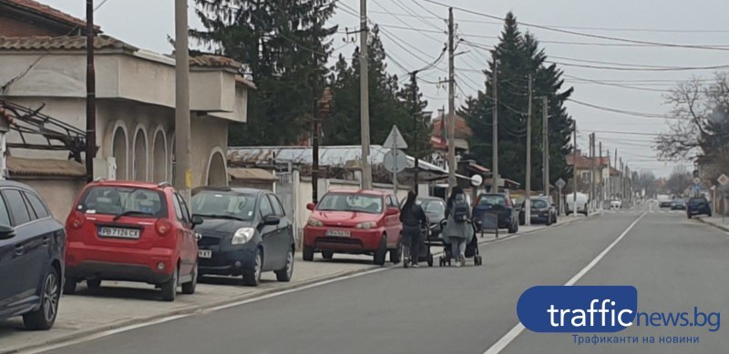 Жители на Ягодово: Защо се ремонтират тротоари, като не могат да се ползват?