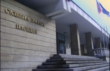 Условна присъда за софийския полицай, вилнял в заведение в Хисаря