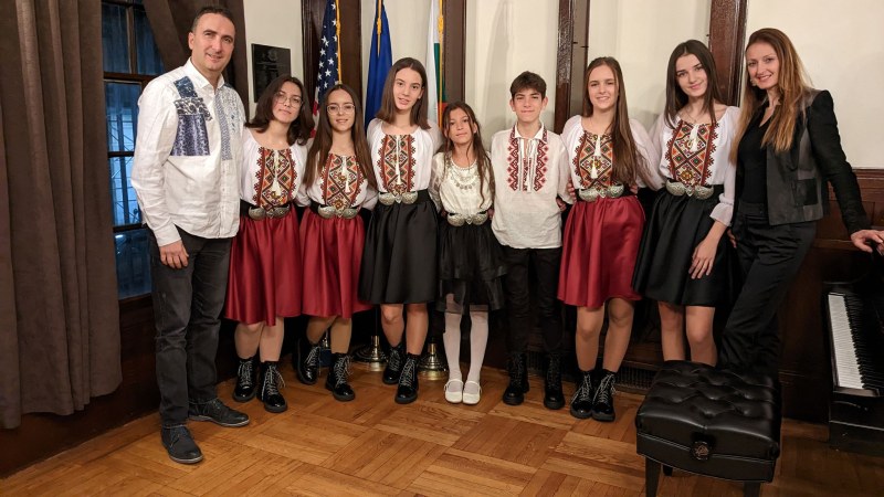 Пловдивската вокална група „Бамбини“ отново заминава на конкурс в САЩ