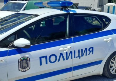 Задържаха двама пияни зад волана в Пловдив