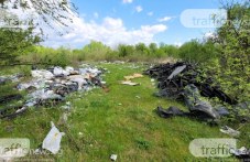 Незаконно сметище се образува в индустриална зона край Пловдив