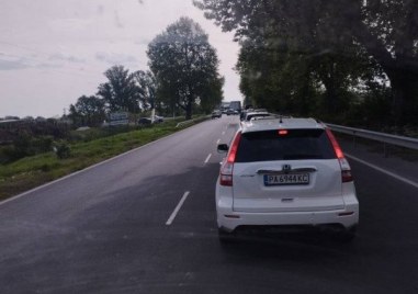 Катастрофа на пътя Пловдив-Пазарджик образува голямо задръстване