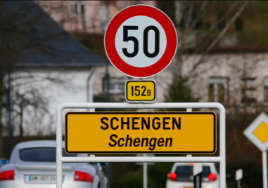 Европейската комисия очаква България и Румъния да влязат и в сухопътния Шенген до края на годината