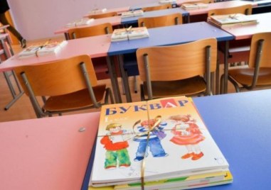 Приемат документи за записване на деца в първи клас в Асеновград