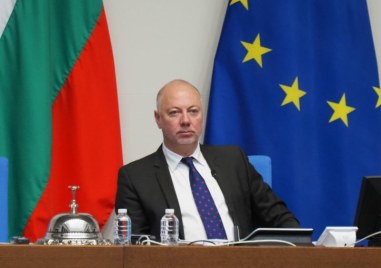 Депутатите свалиха Росен Желязков от поста председател на НС