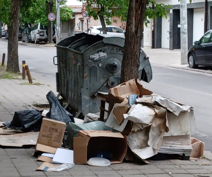 Събират безплатно едрогабаритни отпадъци в Пловдив и следващата седмица