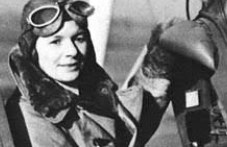 127 г. от рождението на карловката Райна Касабова - медицинска сестра, първата жена, участвала в боен полет