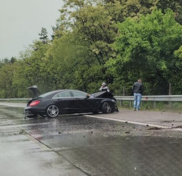 Катастрофа стана на АМ “Тракия“ в посока Пловдив Катастрофа стана на АМ “Тракия“ в посока Пловдив