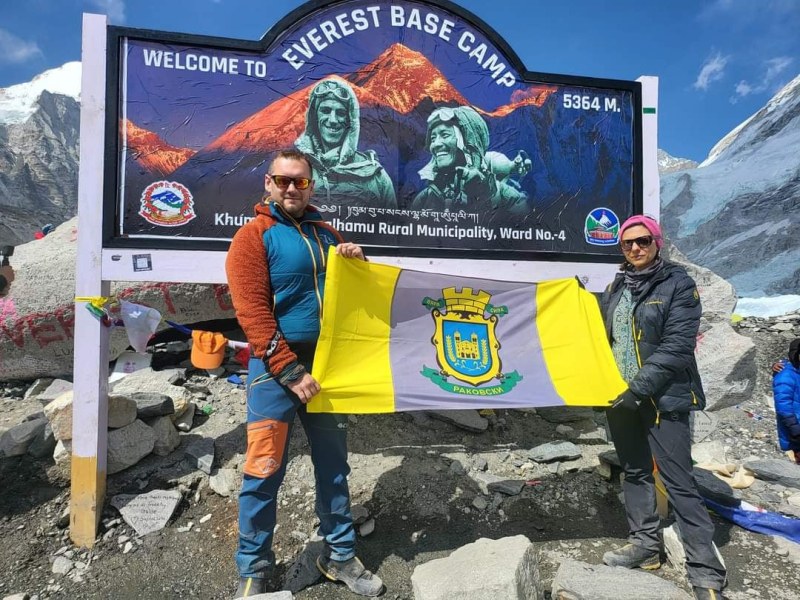 Павел Гуджеров развя знамето на Раковски на три места в Непал