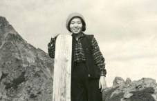 На този ден: Японка става първата жена, изкачила Еверест
