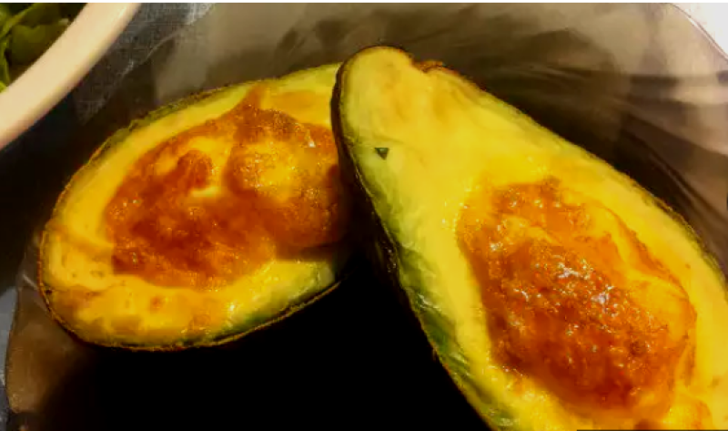 Печено авокадо с яйце - леко, вкусно и здравословно ястие