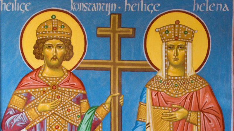 Светите равноапостолни Константин и Елена почита Църквата днес