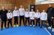 osem-medala-bortsite-lokomotiv-303.jpg